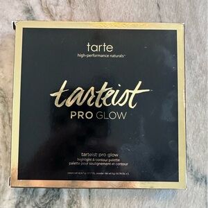 Tarte Tarteist Pro Glow Highlight & Contour Palette